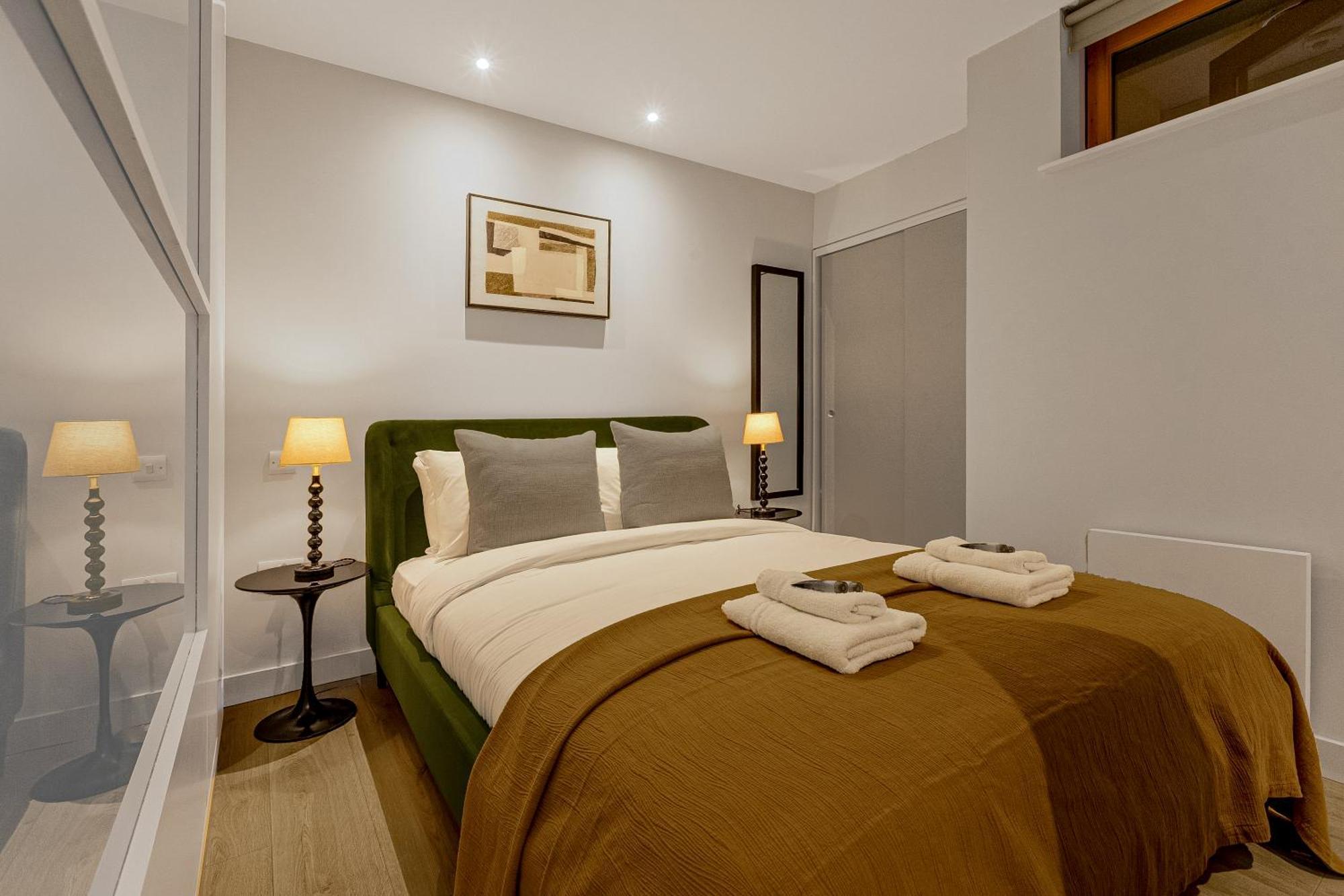 Central Servised Apartments On Artillery Lane Londres Exterior foto