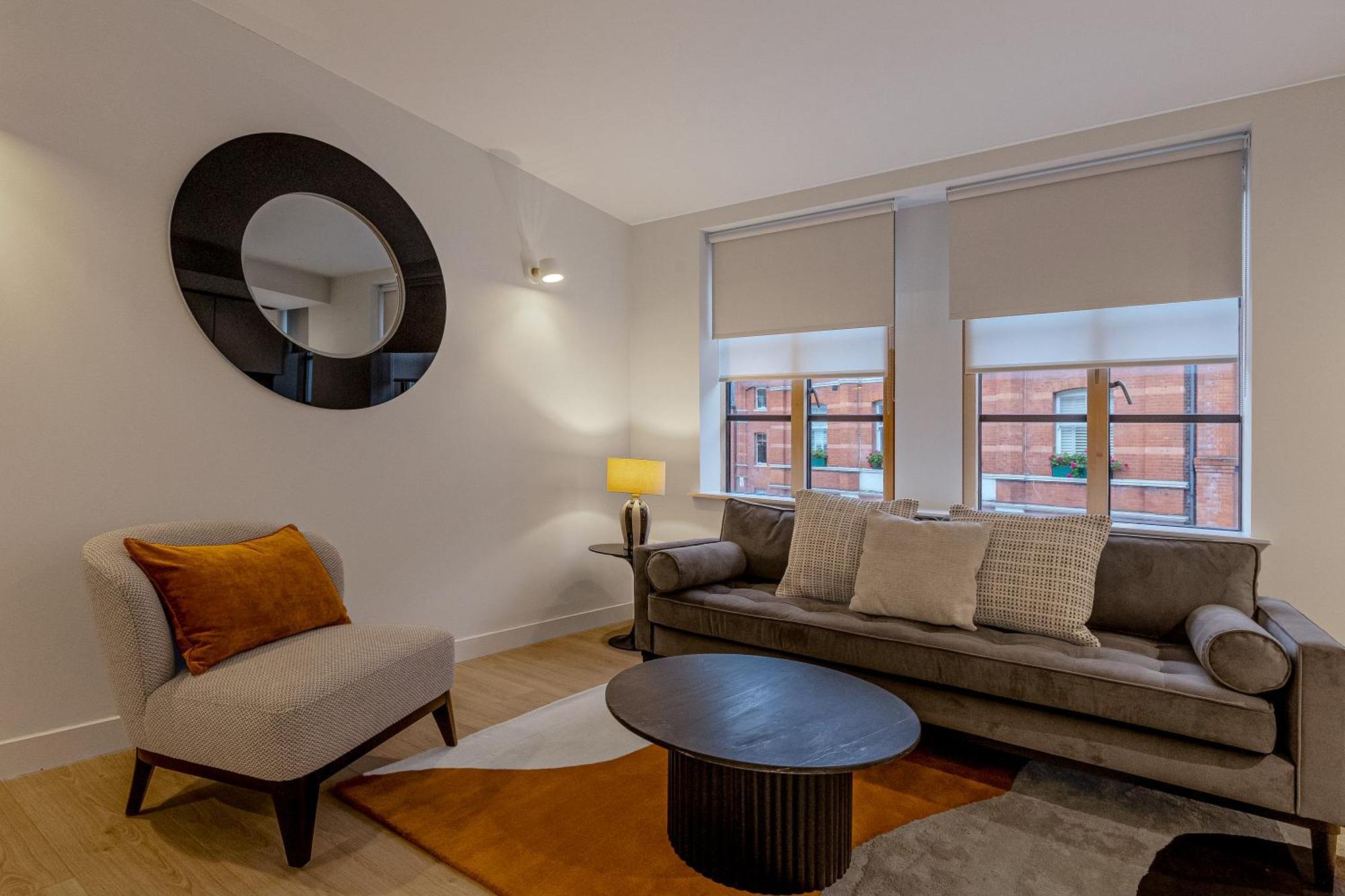Central Servised Apartments On Artillery Lane Londres Exterior foto