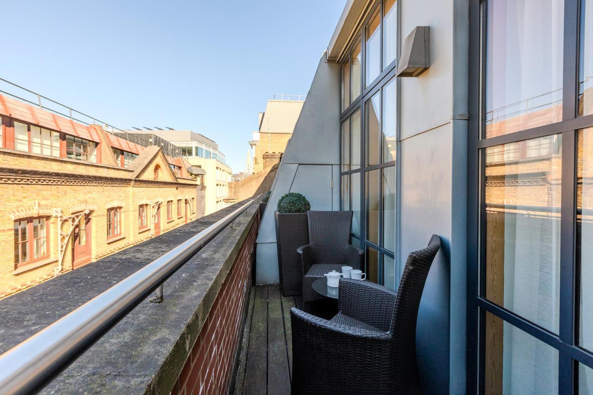 Central Servised Apartments On Artillery Lane Londres Exterior foto